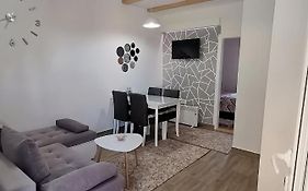 Guest House Dzakovic Stana